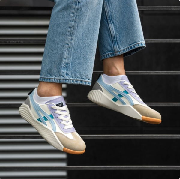 DeFlorance Cloudea Sneakers